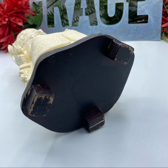 Chinese Asian Ivory Statue Woman - Picture 3 of 5